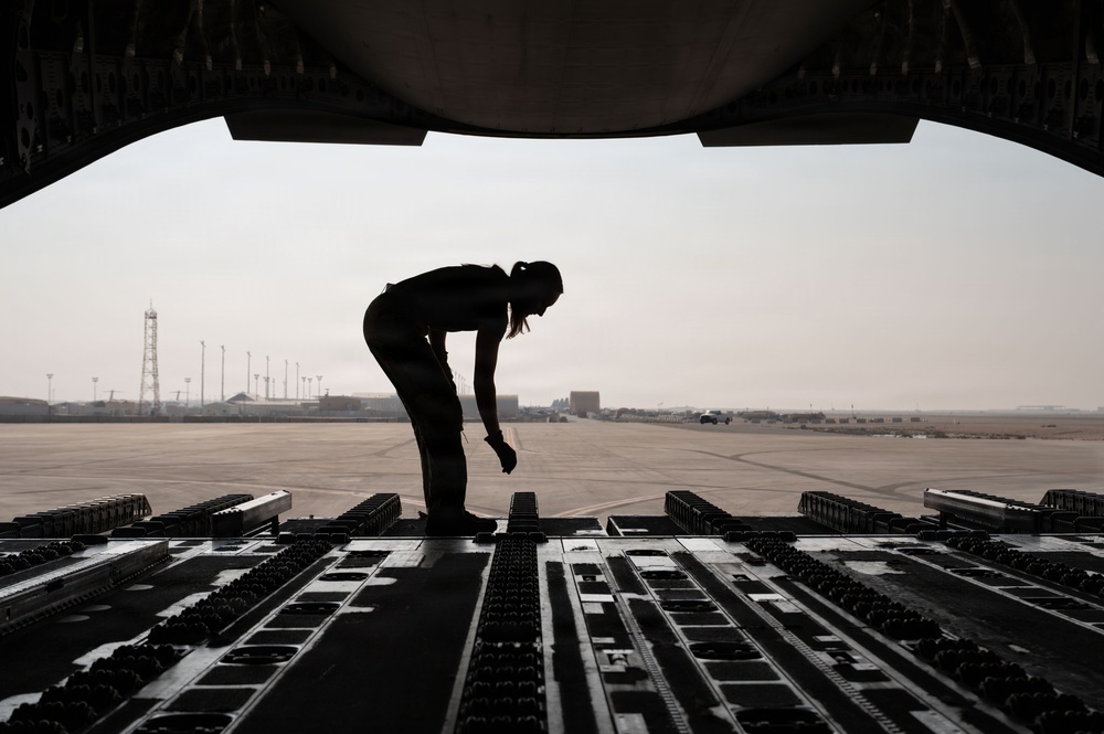 16th EAS transports cargo across CENTCOM AOR