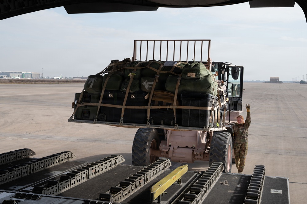 16th EAS transports cargo across CENTCOM AOR
