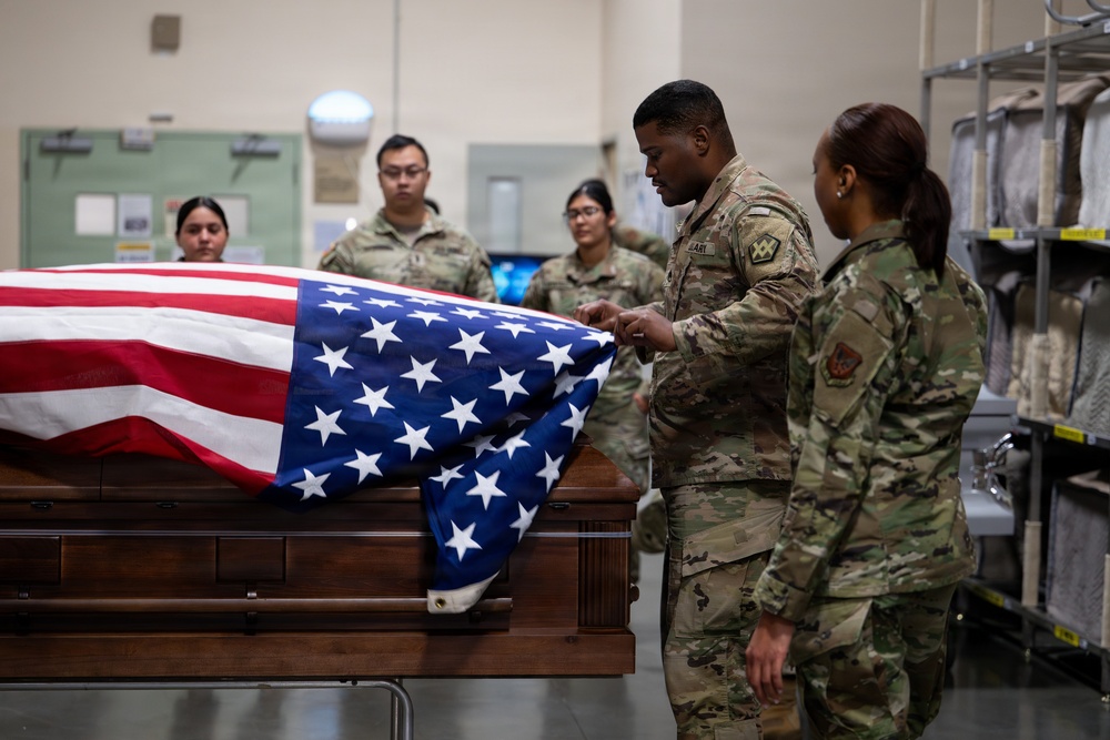 Army Reserve Soldiers Participate in Unlicensed Support Technician Training at Dover AFB