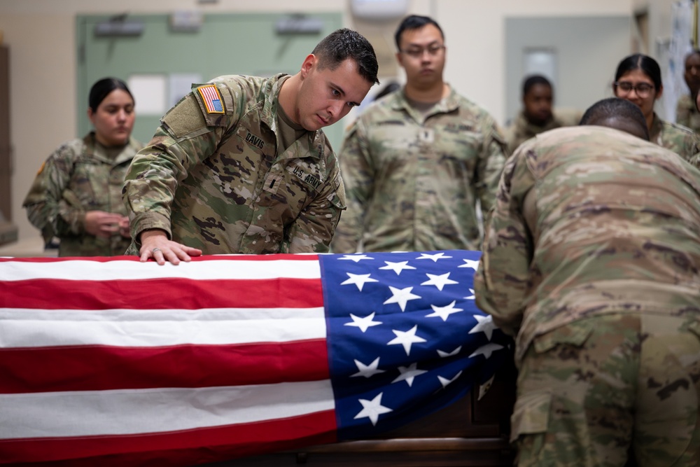 Army Reserve Soldiers Participate in Unlicensed Support Technician Training at Dover AFB