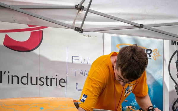 Team Omer Breaks World Record-and Barriers