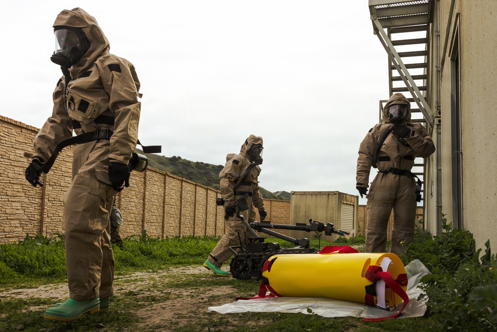 CBRN and EOD Marines Strengthen Hazard Response Capabilities