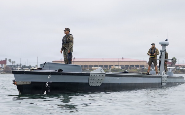 1st MLG Marines test an Autonomous Low-Profile Vessel