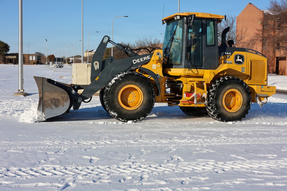 Sheppard AFB Winter Storm Fern Response and Readiness Operations