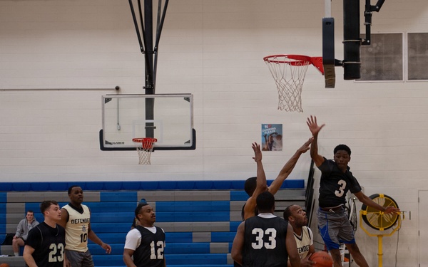 Intramural basketball: 436th APS v. 436th SFS