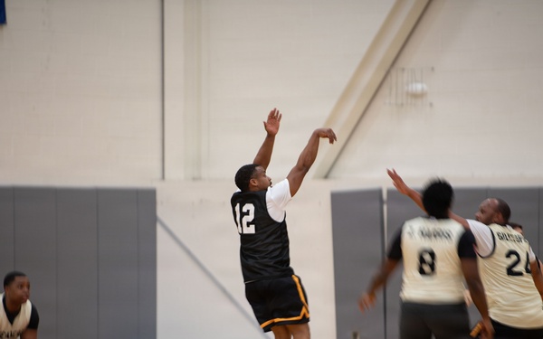 Intramural basketball: 436th APS v. 436th SFS