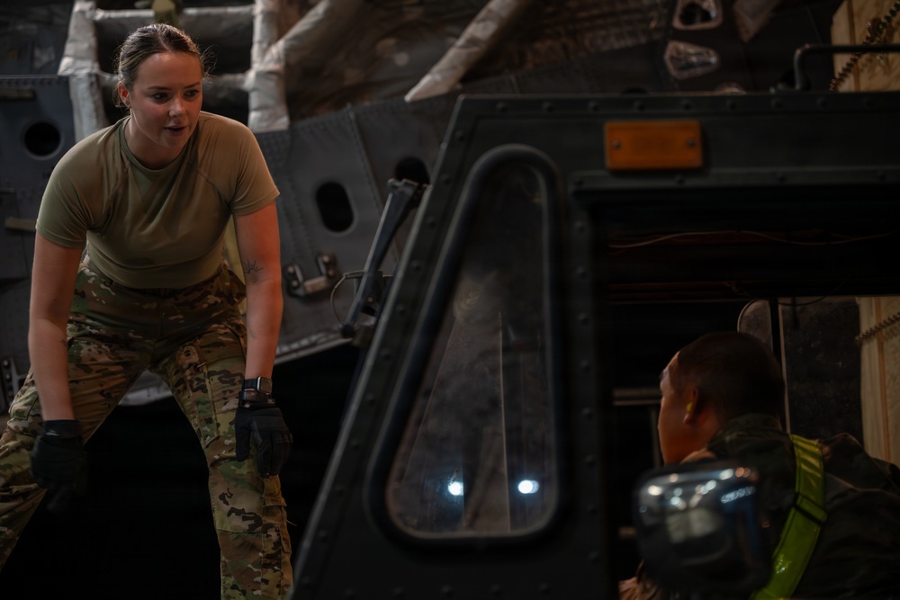 16th EAS conducts cargo mission within CENTCOM AOR