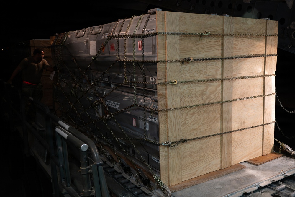 16th EAS conducts cargo mission within CENTCOM AOR&amp;#xA;