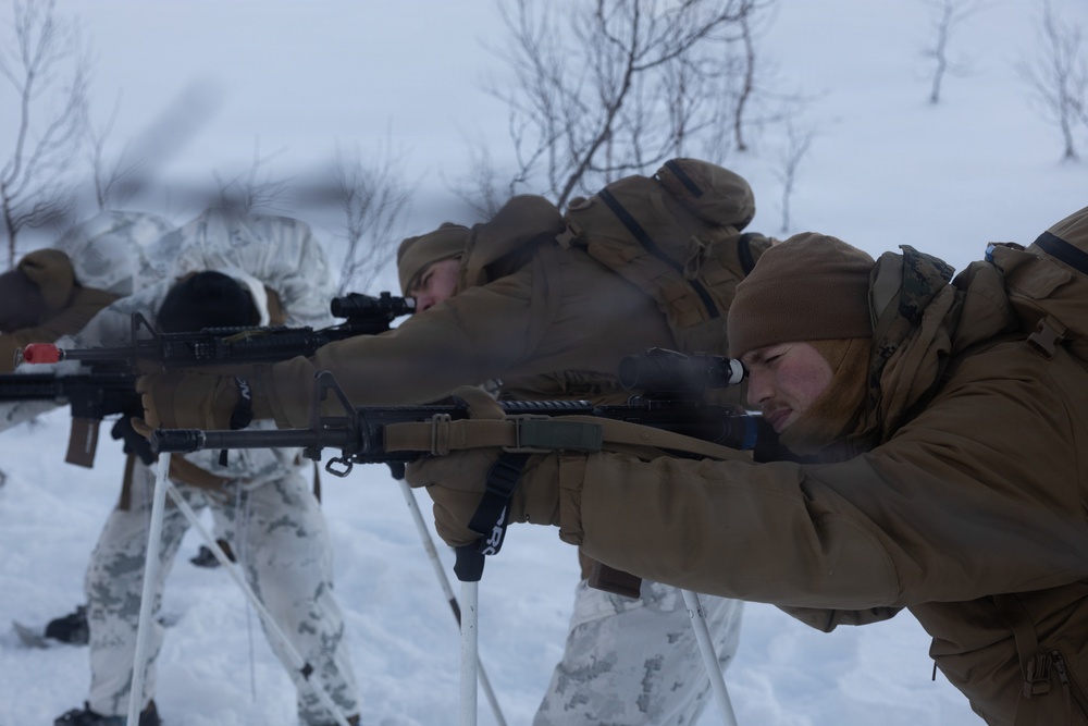 CORE26 | U.S. Marines and Sailors Learn Arctic Survival Skills in Norway