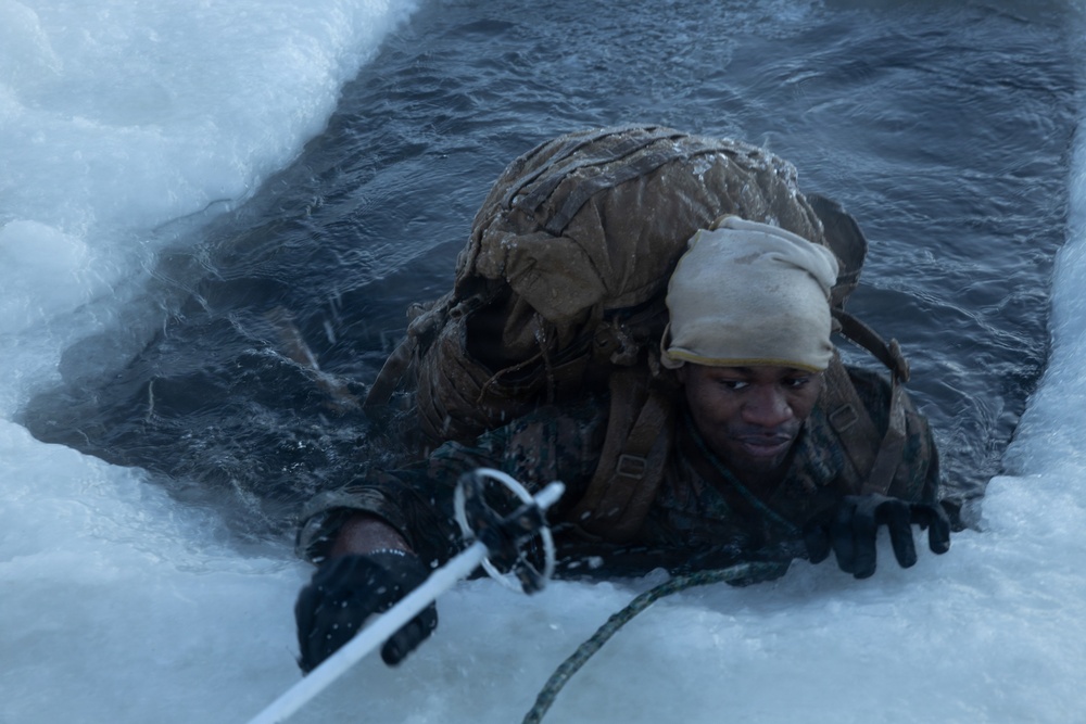CORE26 | U.S. Marines and Sailors Learn Arctic Survival Skills in Norway