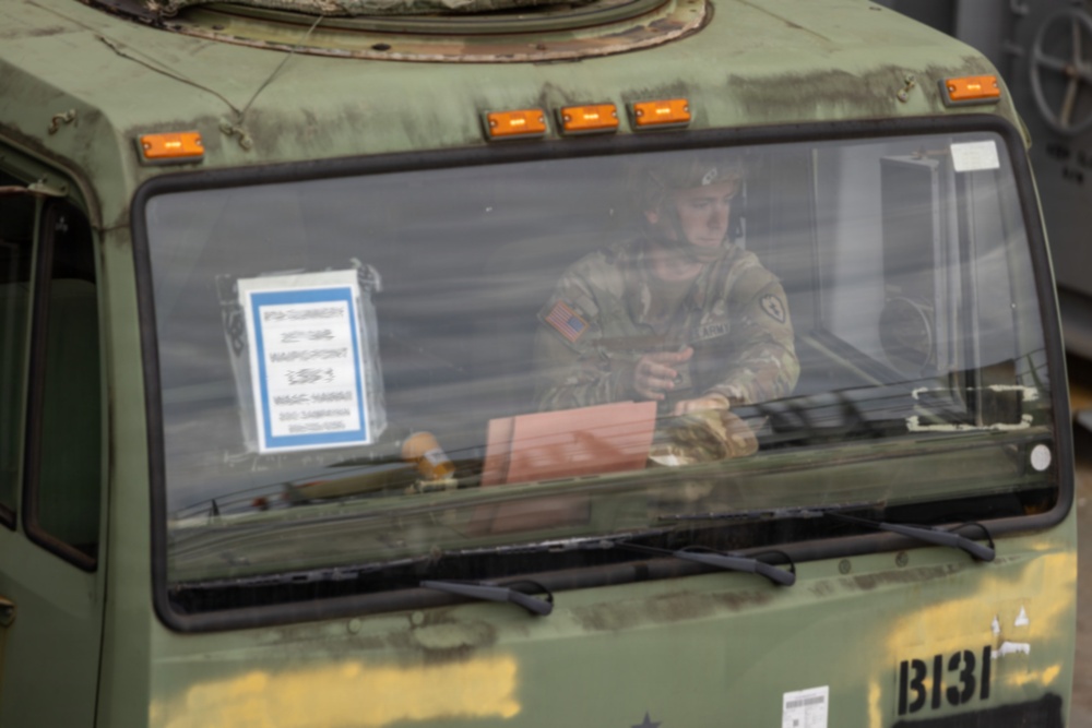 LSV-8 Supports 25th CAB Equipment Transport