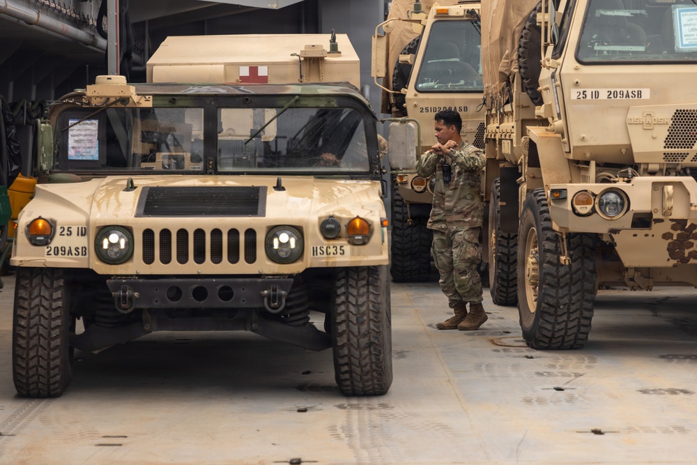 LSV-8 Supports 25th CAB Equipment Transport