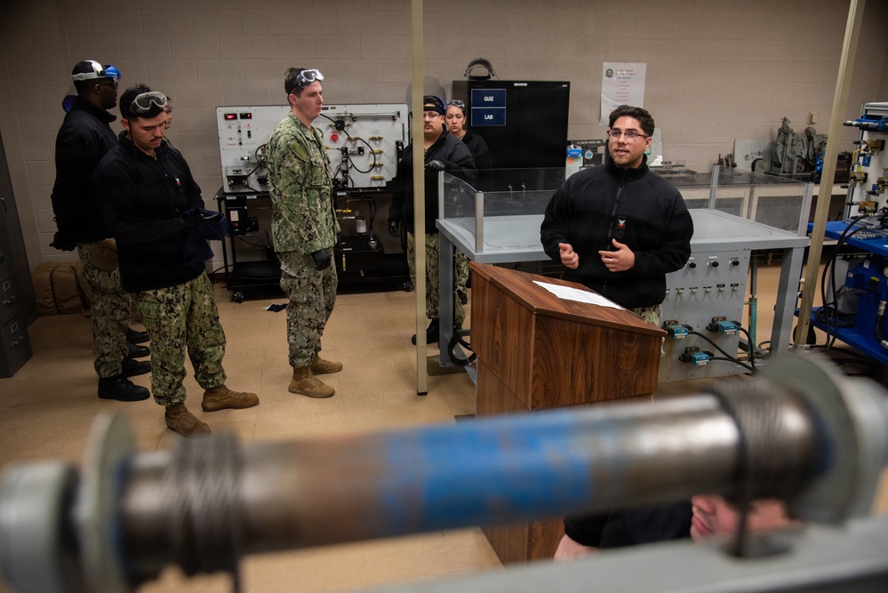 Surface Warfare Engineering Schools Command (SWESC) Great Lakes Instructors Train Next Generation of U.S. Navy Cargo Weapons Elevator Operators