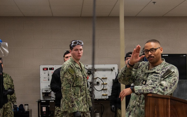 Surface Warfare Engineering Schools Command (SWESC) Great Lakes Instructors Train Next Generation of U.S. Navy Cargo Weapons Elevator Operators