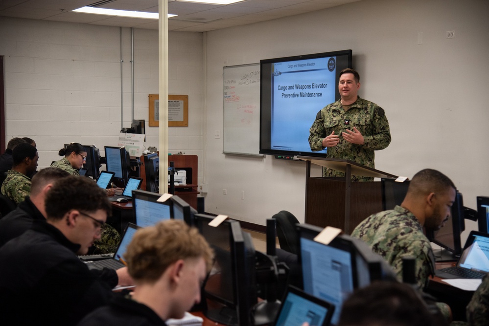 Surface Warfare Engineering Schools Command (SWESC) Great Lakes Instructors Train Next Generation of U.S. Navy Cargo Weapons Elevator Operators