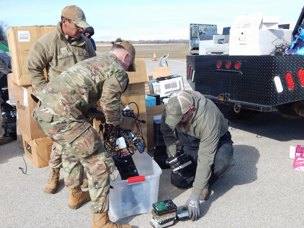 Team Scott instills a culture of environmental stewardship with Winter Recycling Event