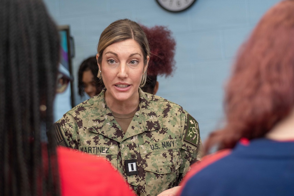 NMCP Sailors Provide 'Stop The Bleed' Training to Local Schools