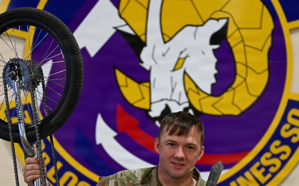 Logistics Airman pursues readiness through circus-level performance