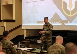 T2COM CG Highlights Transformation at Fort Rucker’s Aviation Leaders Forum