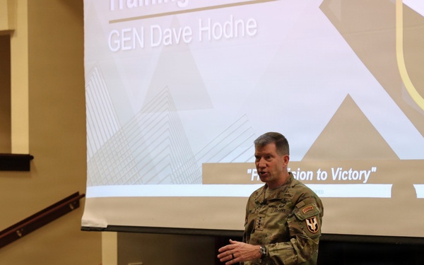 Gen. Hodne speaks to AVSLF 2026