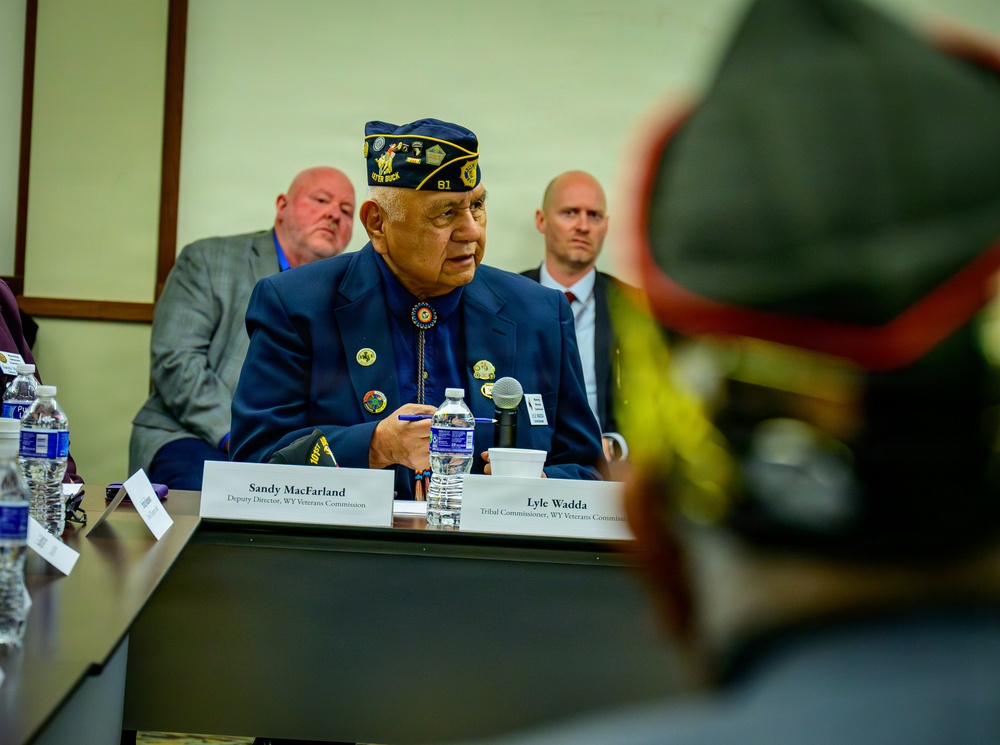 V.A. Secretary vows to end ‘fog’ of bureaucracy in blunt Wyoming roundtable