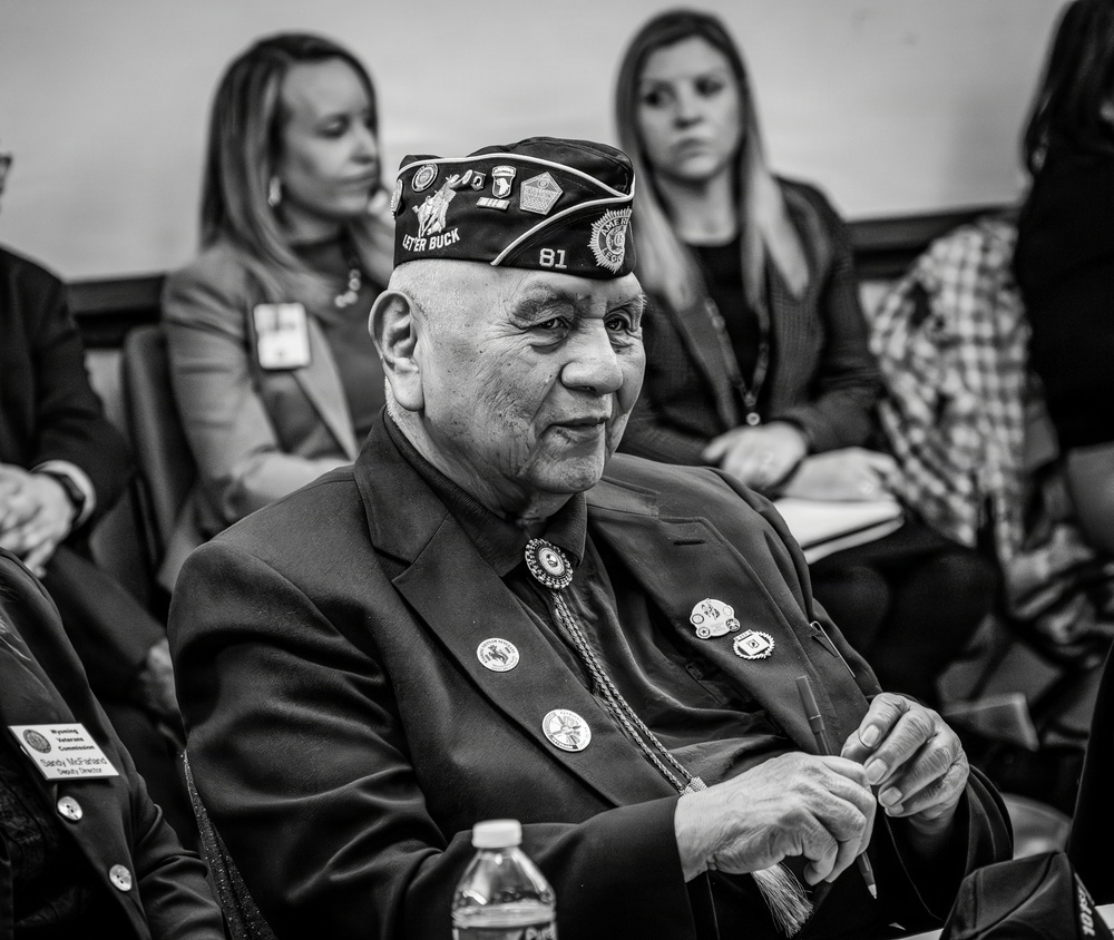 V.A. Secretary vows to end ‘fog’ of bureaucracy in blunt Wyoming roundtable