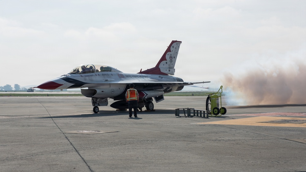 Thunderbirds visit Travis ahead of Air Show