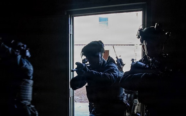 24th MEU Conducts Force-On-Force Training