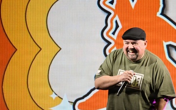 Comedy star Gabriel Iglesias brings laughs to troops in Japan