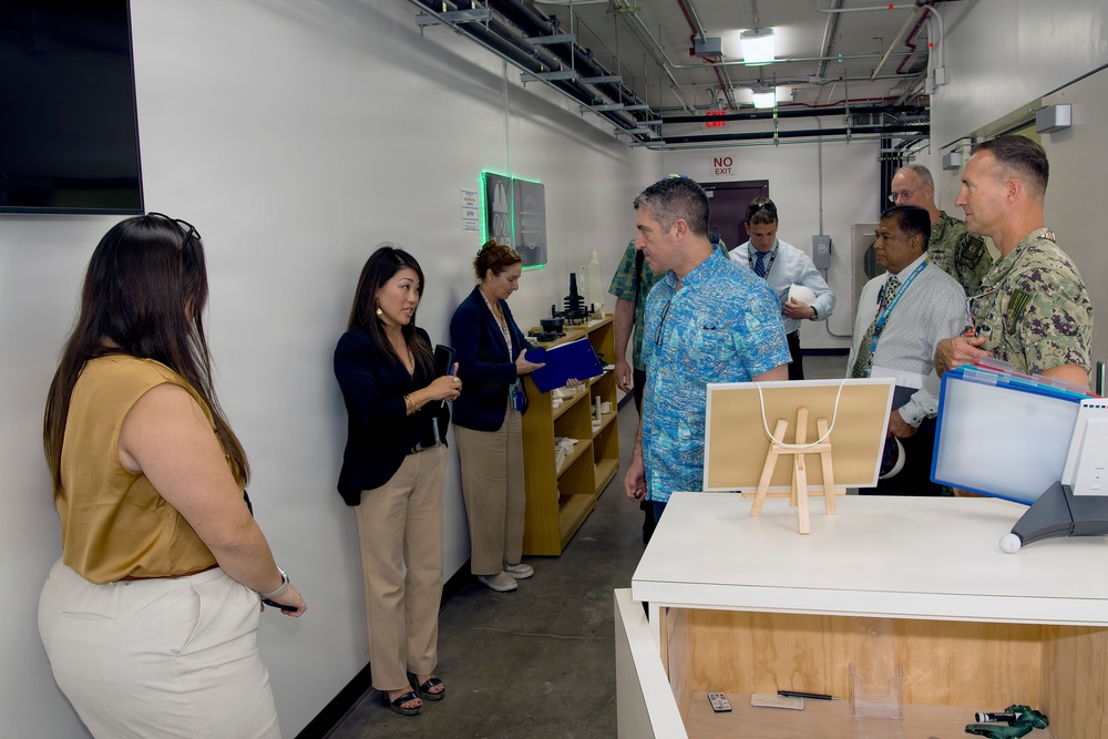 Assistant Secretary of War for Industrial Base Policy visits PHNSY &amp; IMF