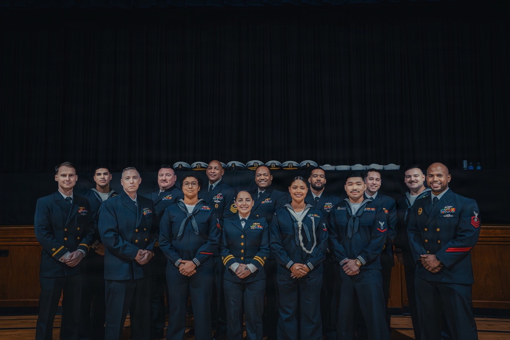 USS JASON DUNHAM SAILORS VISIT NAMESAKE'S HOMETOWN