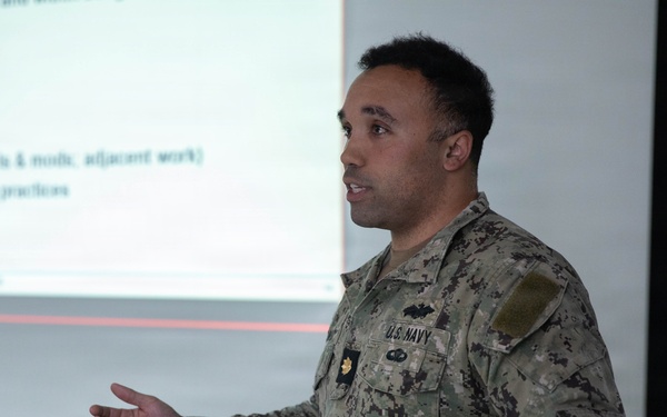 MCAS Iwakuni community contractors' brief