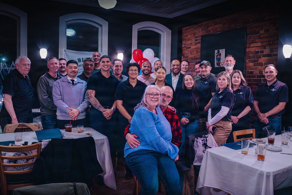 USS JASON DUNHAM SAILORS VISIT NAMESAKE'S HOMETOWN