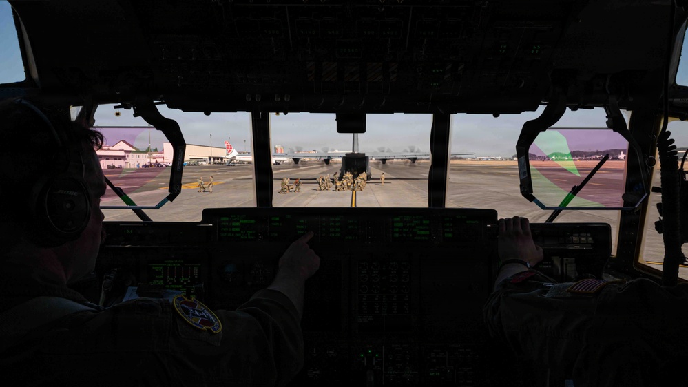 Yokota supports first JGSDF-hosted multinational airborne exercise