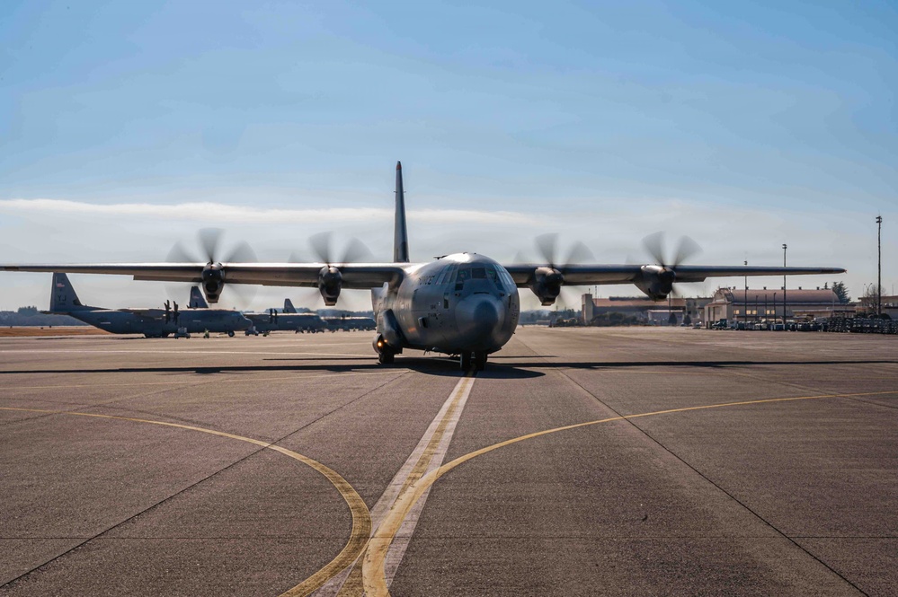 Yokota supports first JGSDF-hosted multinational airborne exercise