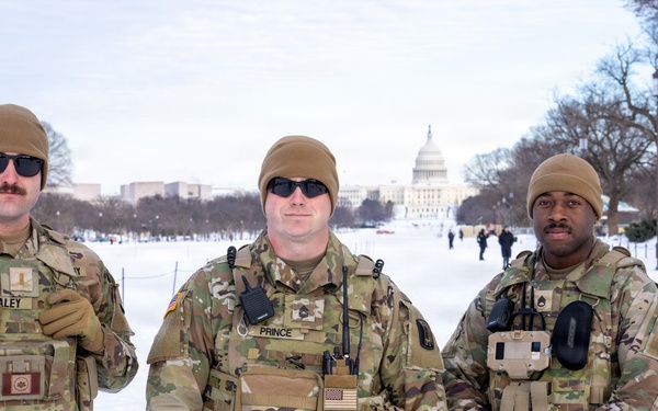 National Guard conducts winter presence patrols near National Mall