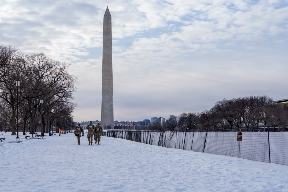 National Guard conducts winter presence patrols near National Mall
