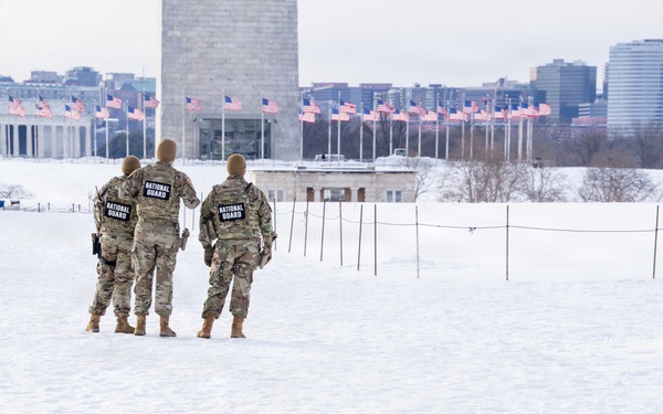 National Guard conducts winter presence patrols near National Mall