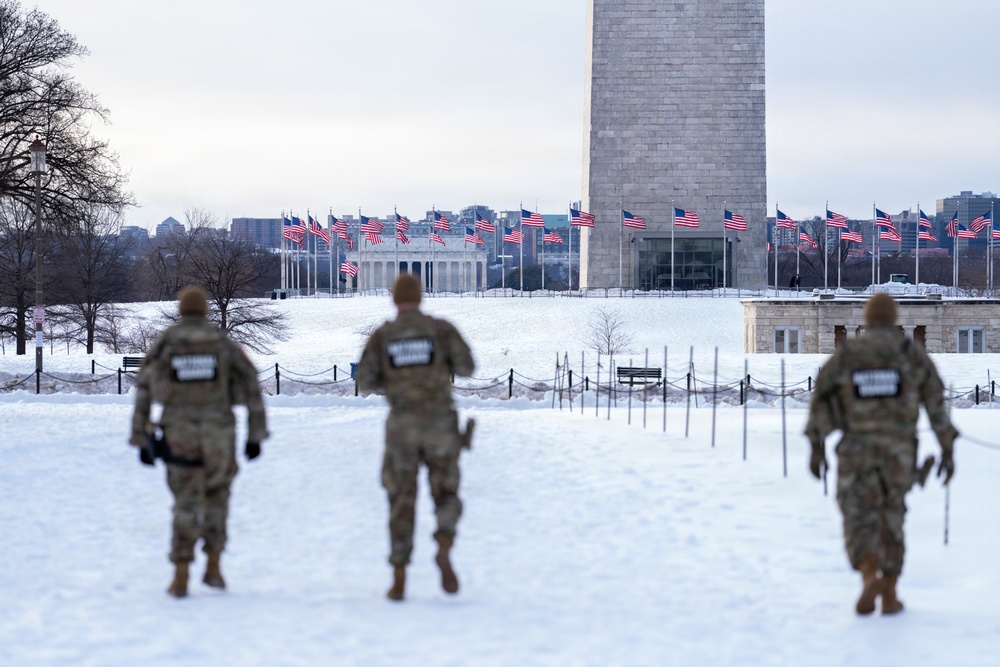 National Guard conducts winter presence patrols near National Mall