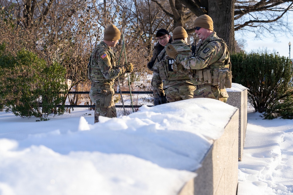 National Guard conducts winter presence patrols near National Mall