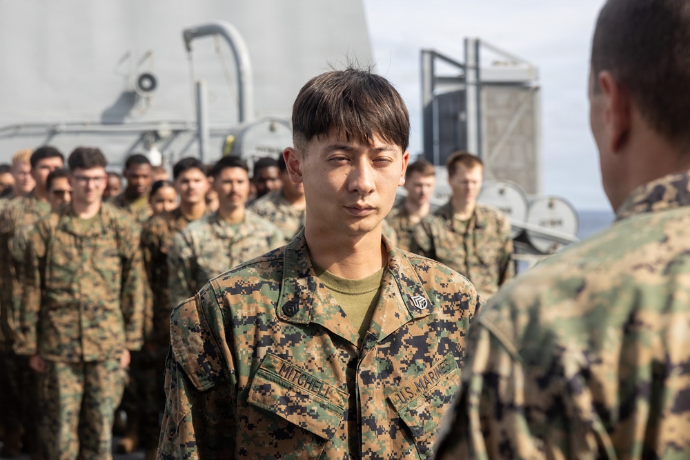 22nd MEU(SOC) | CLB 26 Awards Marine Aboard Fort Lauderdale