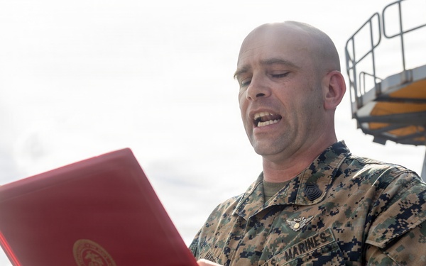 22nd MEU(SOC) | CLB 26 Awards Marine Aboard Fort Lauderdale