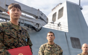 22nd MEU(SOC) | CLB 26 Awards Marine Aboard Fort Lauderdale