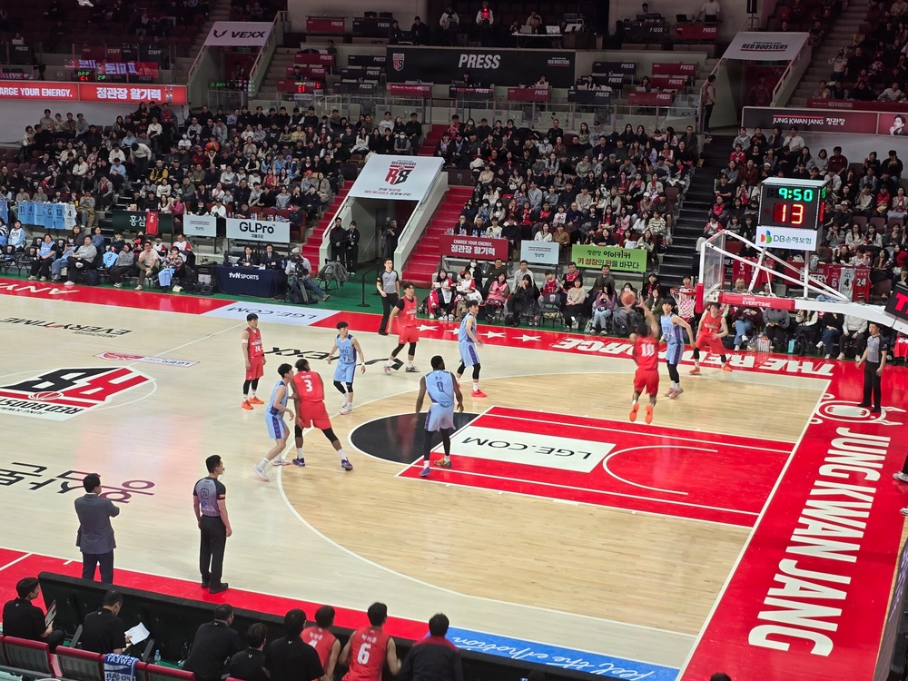 Hoop dreams: Families find common ground on the court