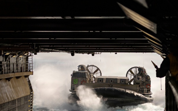 QUART 26.2: 2nd Bn., 4th Marines embark USS Makin Island