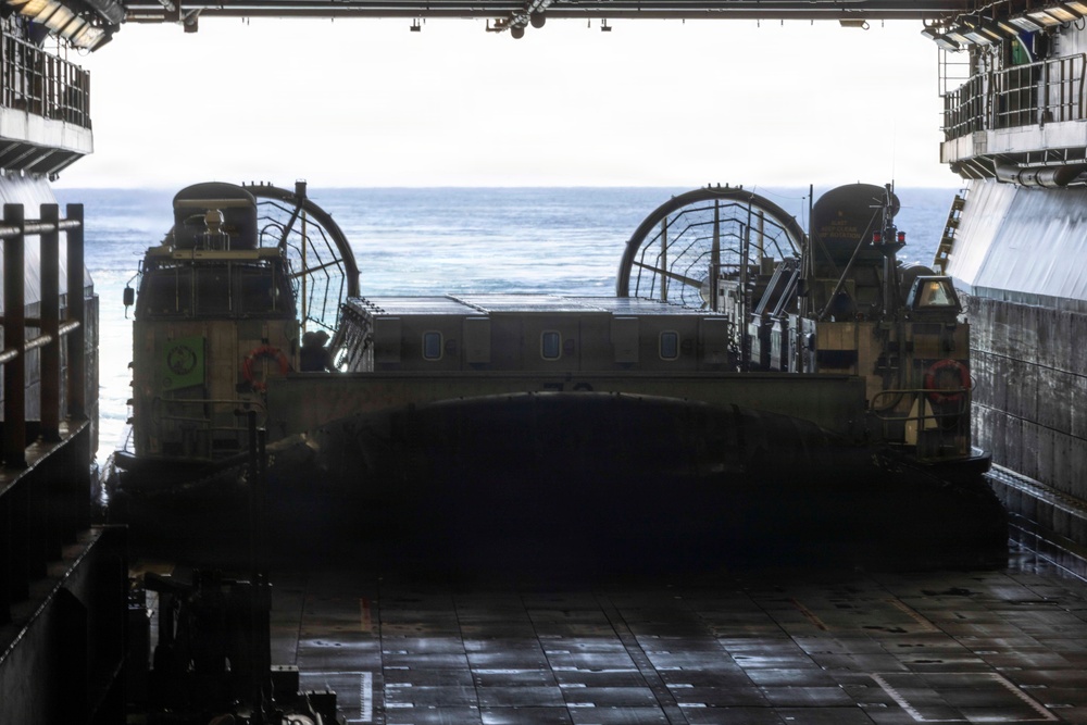 QUART 26.2: 2nd Bn., 4th Marines embark USS Makin Island