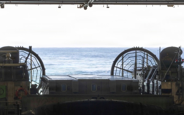 QUART 26.2: 2nd Bn., 4th Marines embark USS Makin Island
