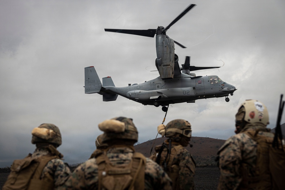 3rd LLB participates in a helicopter support team training exercise at PTA