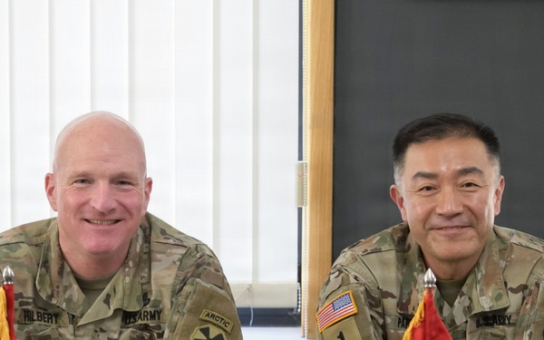 Senior leaders dine together