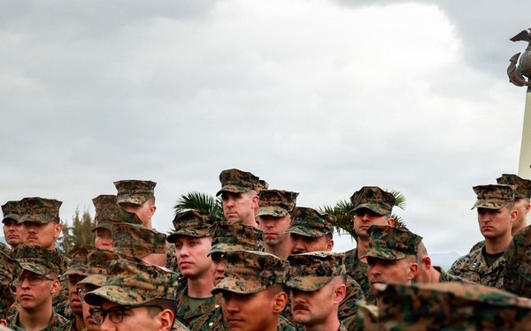 3rd Marine Expeditionary Brigade Poses for Group Photo